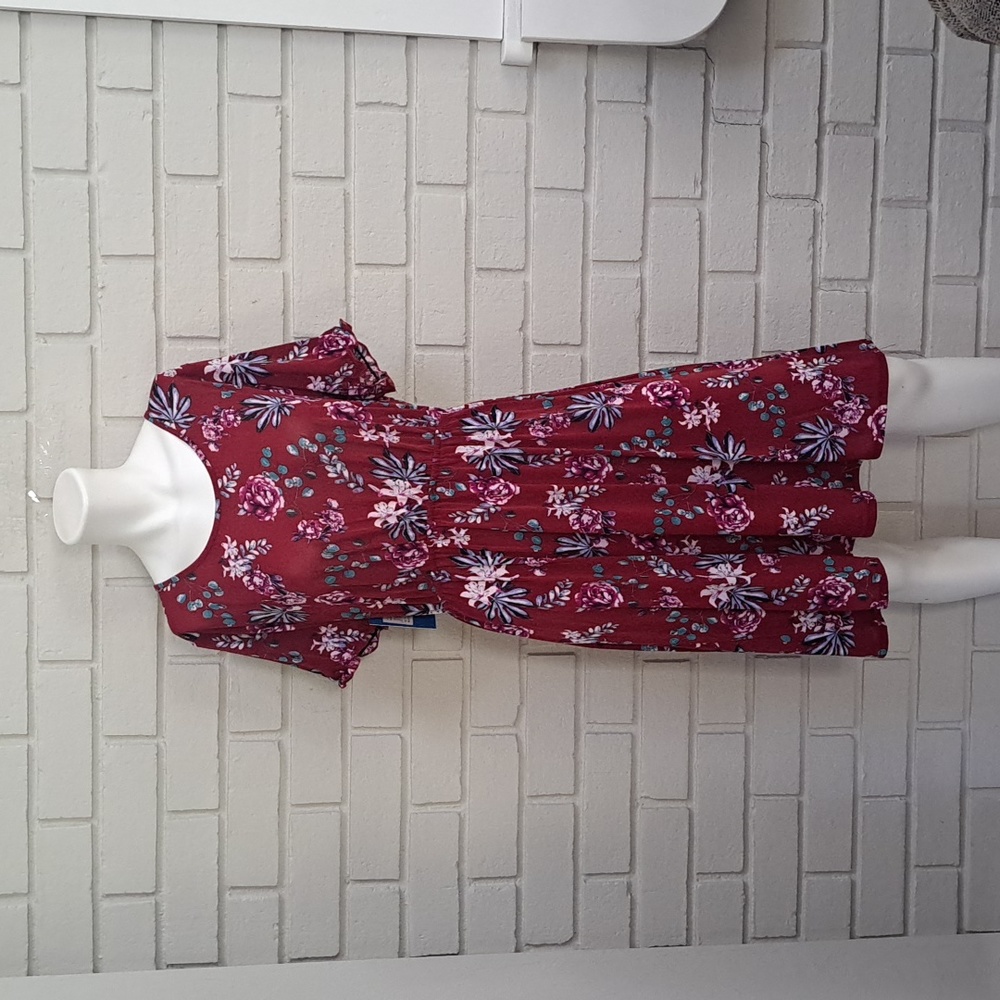 Bergandy Floral Cut Out Back Short Sleeve Dress. Size L/XL NWT